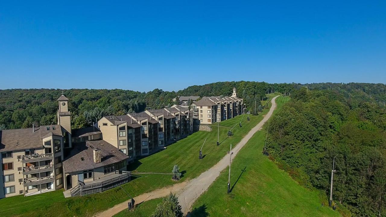 Seven Springs Stoneridge 3 Bedroom Standard Condo, Walking Distance To Slopes! *